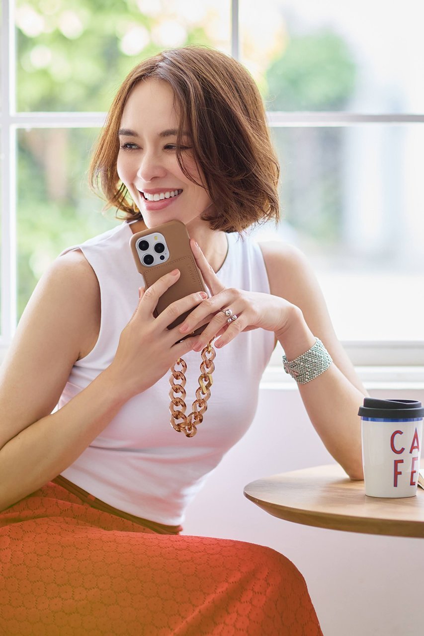 【ルヴィニ パリ/Louvini Paris】のiPhone16 スマホケース LOU 人気、トレンドファッション・服の通販 founy(ファニー) 　ファッション　Fashion　レディースファッション　Fashion for Women　iPhone アイフォーン　iPhone　なめらか　Smooth, Silky Texture　カメラ　Camera Accessories　スマホケース　Smartphone Case　ポケット　Pocket, Pocket Detail　再入荷　Restock / Back in Stock　other-7|ID: prp329100004576598 ipo3291000000032412327