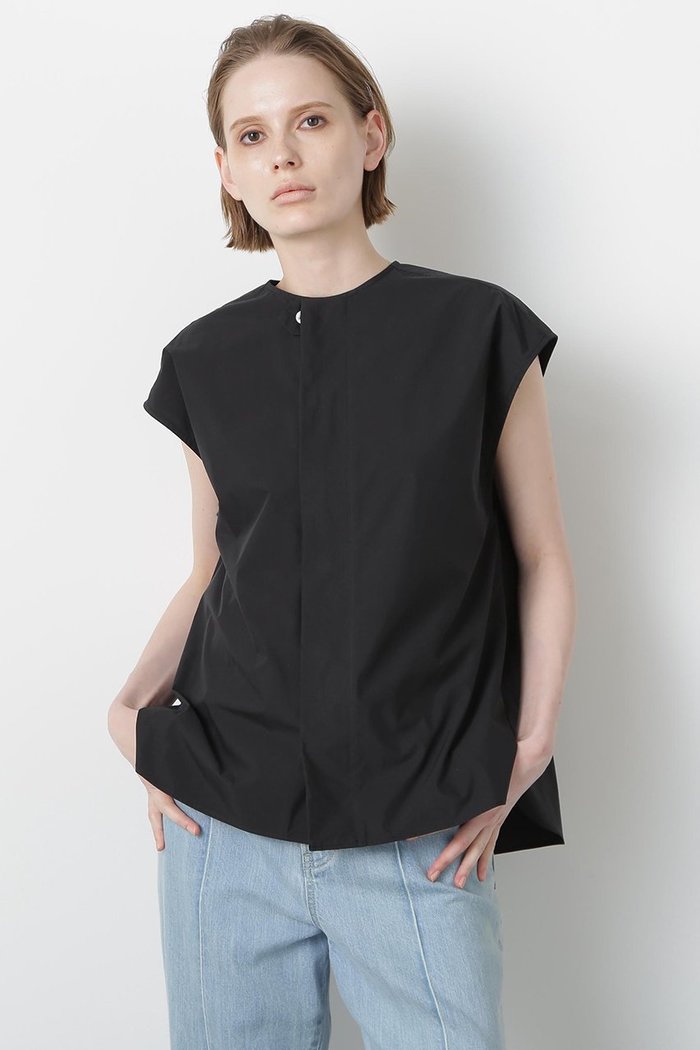 【ヒューエルミュージアム/hueLe Museum】の【STUMBLY】Roundneck Gilet Blouse インテリア・キッズ・メンズ・レディースファッション・服の通販 founy(ファニー) https://founy.com/ ファッション Fashion レディースファッション Fashion for Women アウター Coat / Outerwear Collection トップス・カットソー Cut & Sew Tops シャツ・ブラウス・オフィスカジュアル Elegant Blouses & Button-Ups ベスト&ジレ / 重ね着スタイル Vests & Gilets ショート Short, Short Length スリーブ Sleeve, Long Sleeve / Short Sleeve タフタ Taffeta, Structured Fabric フレンチ French, French Style フロント Front, Front Design 夏 Summer |ID: prp329100004576638 ipo3291000000032812124