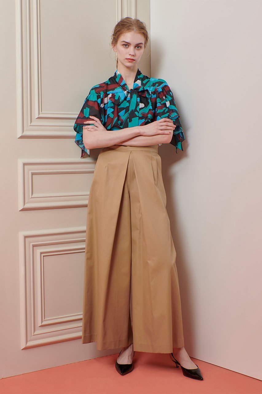 【アルアバイル/allureville】の【Loulou Willoughby】ブラッシュPTブラウス 人気、トレンドファッション・服の通販 founy(ファニー) 　ファッション　Fashion　レディースファッション　Fashion for Women　トップス・カットソー　Cut & Sew Tops　シャツ・ブラウス・オフィスカジュアル　Elegant Blouses & Button-Ups　2025年　2025　2025-2026秋冬・A/W　Autumn/Winter 2025–26 AW25–26　ショート　Short, Short Length　スリーブ　Sleeve, Long Sleeve / Short Sleeve　バランス　Balance, Style Balance　フリル　Frill, Ruffle　プリント　Print, Printed Pattern　ボトム　Bottoms, Lower Wear　A/W・秋冬　Autumn/Winter　other-8|ID: prp329100004576660 ipo3291000000032586793
