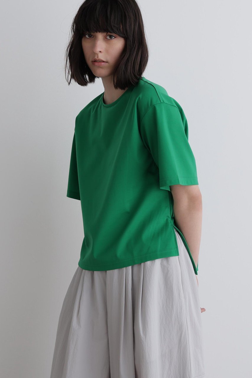 【ル フィル/LE PHIL】のパーフェクトTコンパクトポンチ 人気、トレンドファッション・服の通販 founy(ファニー) 　ファッション　Fashion　レディースファッション　Fashion for Women　トップス・カットソー　Cut & Sew Tops　シャツ・ブラウス・オフィスカジュアル　Elegant Blouses & Button-Ups　ロングTシャツ・Tシャツ　Longline T-Shirts & Tees　カットソー・ベーシックTシャツ　Cut-and-Sewn Tops / Stretch Tees & Basics　おすすめ　Recommended / Our Picks　コンパクト　Compact, Small Size　ショート　Short, Short Length　シンプル　Simple, Minimal　ジャケット　Jacket, Outerwear　スタンダード　Standard, Basic　ストレッチ　Stretch, Stretchy Fabric　スリット　Slit, Slit Detail　スリーブ　Sleeve, Long Sleeve / Short Sleeve　セットアップ　Set-Up, Coordinated Outfit　フィット　Fit, Slim Fit　ベーシック　Basic, Essential　半袖　Short Sleeve, Half Sleeve　other-2|ID: prp329100004576707 ipo3291000000032814425