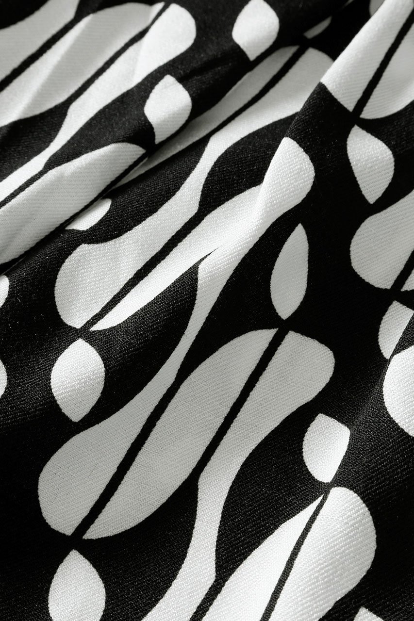 【スタニングルアー/STUNNING LURE】の【6/18 11:00販売開始】バティックプリントスカート 人気、トレンドファッション・服の通販 founy(ファニー) 　ファッション　Fashion　レディースファッション　WOMEN　スカート　Skirt　ロングスカート　Long Skirt　モダン　Modern　ラップ　Wrap　ロング　Long　再入荷　Restock/Back In Stock/Re Arrival　other-4|ID: prp329100004577554 ipo3291000000032423170