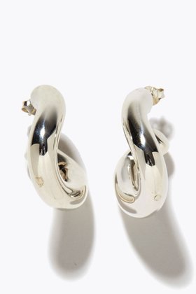 【アルティーダ ウード/ARTIDA OUD】 bone ツイステッド シルバー ピアス人気、トレンドファッション・服の通販 founy(ファニー) ファッション Fashion レディースファッション Ladies' Fashion Online ジュエリー Jewelry リング Rings イヤリング Earrings イヤリング Earrings シルバー Silver ジュエリー Jewelry ツイスト Twist フォルム Form フープ Hoop NEW・新作・新着・新入荷 New Arrivals |ID:prp329100004577559