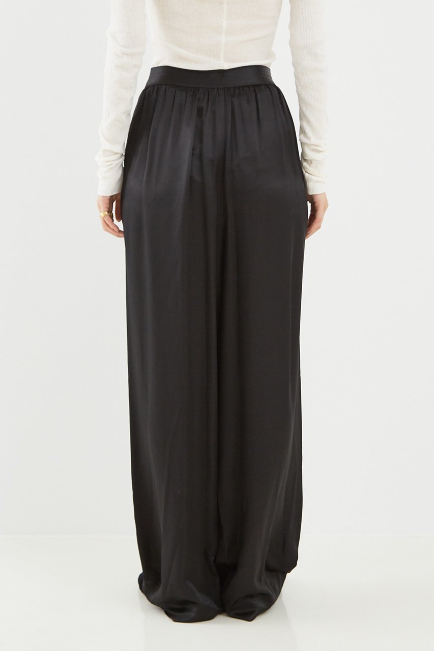 【ザ ストア バイ シー/THE STORE by C】のフェミニンパンツ 人気、トレンドファッション・服の通販 founy(ファニー) 　ファッション　Fashion　レディースファッション　Fashion for Women　パンツ　Pants & Trousers　とろみ　Fluid, Flowy Fabric　なめらか　Smooth, Silky Texture　ギャザー　Gathered, Ruffled　サテン　Satin, Glossy Fabric　シルク　Silk, 100% Silk　フェミニン　Feminine, Girly　other-7|ID: prp329100004577611 ipo3291000000035692598