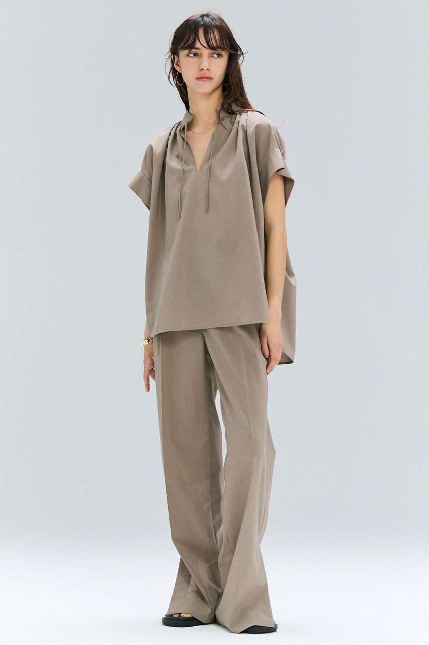 【ベイジ,/BEIGE,】のBATEAU(バトー)/イージーウエストサイドスリットタックパンツ 人気、トレンドファッション・服の通販 founy(ファニー) 　ファッション　Fashion　レディースファッション　Fashion for Women　パンツ　Pants & Trousers　2025年　2025　2025-2026秋冬・A/W　Autumn/Winter 2025–26 AW25–26　スリット　Slit, Slit Detail　リラックス　Relax, Relaxed Fit　ワイド　Wide, Wide Fit　A/W・秋冬　Autumn/Winter　other-6|ID: prp329100004577629 ipo3291000000032631726