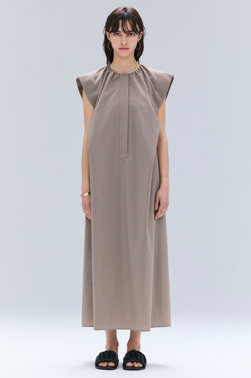 【ベイジ,/BEIGE,】のBATEAU(バトー)/フレンチスリーブAラインタックワンピース 人気、トレンドファッション・服の通販 founy(ファニー) 　ファッション　Fashion　レディースファッション　Fashion for Women　ワンピース　Dresses　チュニック　Tunic Tops & Dresses　2025年　2025　2025-2026秋冬・A/W　Autumn/Winter 2025–26 AW25–26　スリーブ　Sleeve, Long Sleeve / Short Sleeve　チュニック　Tunic, Long Top　フレンチ　French, French Style　ロング　Long, Long-Length　ビジネス 仕事 通勤　Business / Work / Commuting　旅行　Travel　A/W・秋冬　Autumn/Winter　other-6|ID: prp329100004577633 ipo3291000000032631734