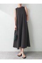 【ウィムガゼット/Whim Gazette】のバックサテンワンピース 人気、トレンドファッション・服の通販 founy(ファニー) ファッション Fashion レディースファッション WOMEN ワンピース Dress チュニック Tunic サテン Satin ストレッチ Stretch チュニック Tunic ドレープ Drape ノースリーブ No Sleeve フレア Flare リラックス Relax ロング Long エレガント 上品 Elegant 夏 Summer NEW・新作・新着・新入荷 New Arrivals thumbnail チャコールグレー|ID: prp329100004577736 ipo3291000000032424463
