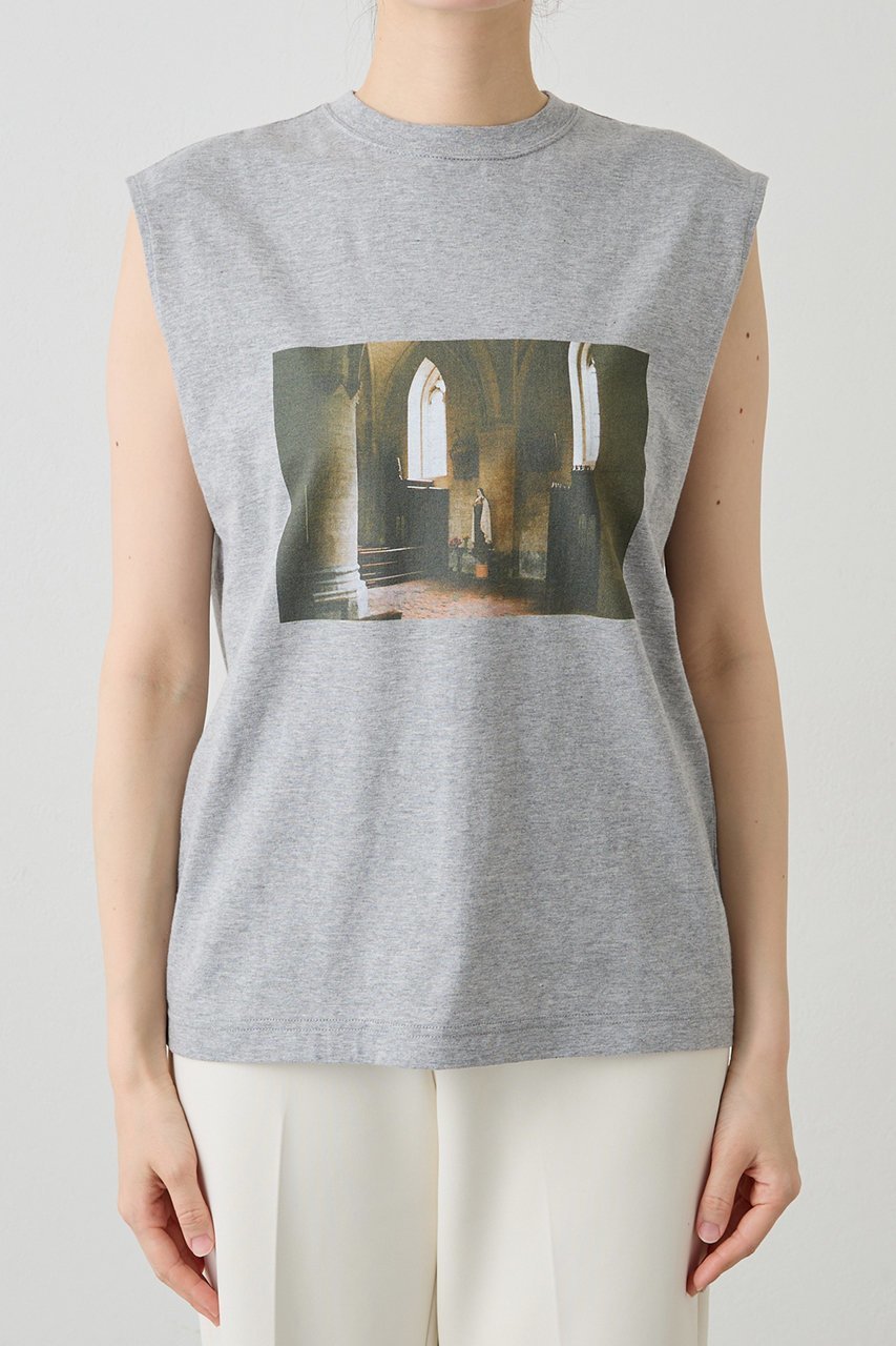 【ウィムガゼット/Whim Gazette】のフォトノースリーブTシャツ 人気、トレンドファッション・服の通販 founy(ファニー) 　ファッション　Fashion　レディースファッション　WOMEN　トップス・カットソー　Tops/Tshirt　キャミソール / ノースリーブ　No Sleeves　シャツ/ブラウス　Shirts/Blouses　ロング / Tシャツ　T-Shirts　カットソー　Cut and Sewn　おすすめ　Recommend　インナー　Inner　カーディガン　Cardigan　キャミソール　Camisole　ジャケット　Jacket　ストレッチ　Stretch　タンク　Tank　ノースリーブ　No Sleeve　フロント　Front　プリント　Print　ベーシック　Basic　ロング　Long　NEW・新作・新着・新入荷　New Arrivals　other-7|ID: prp329100004577738 ipo3291000000032424490