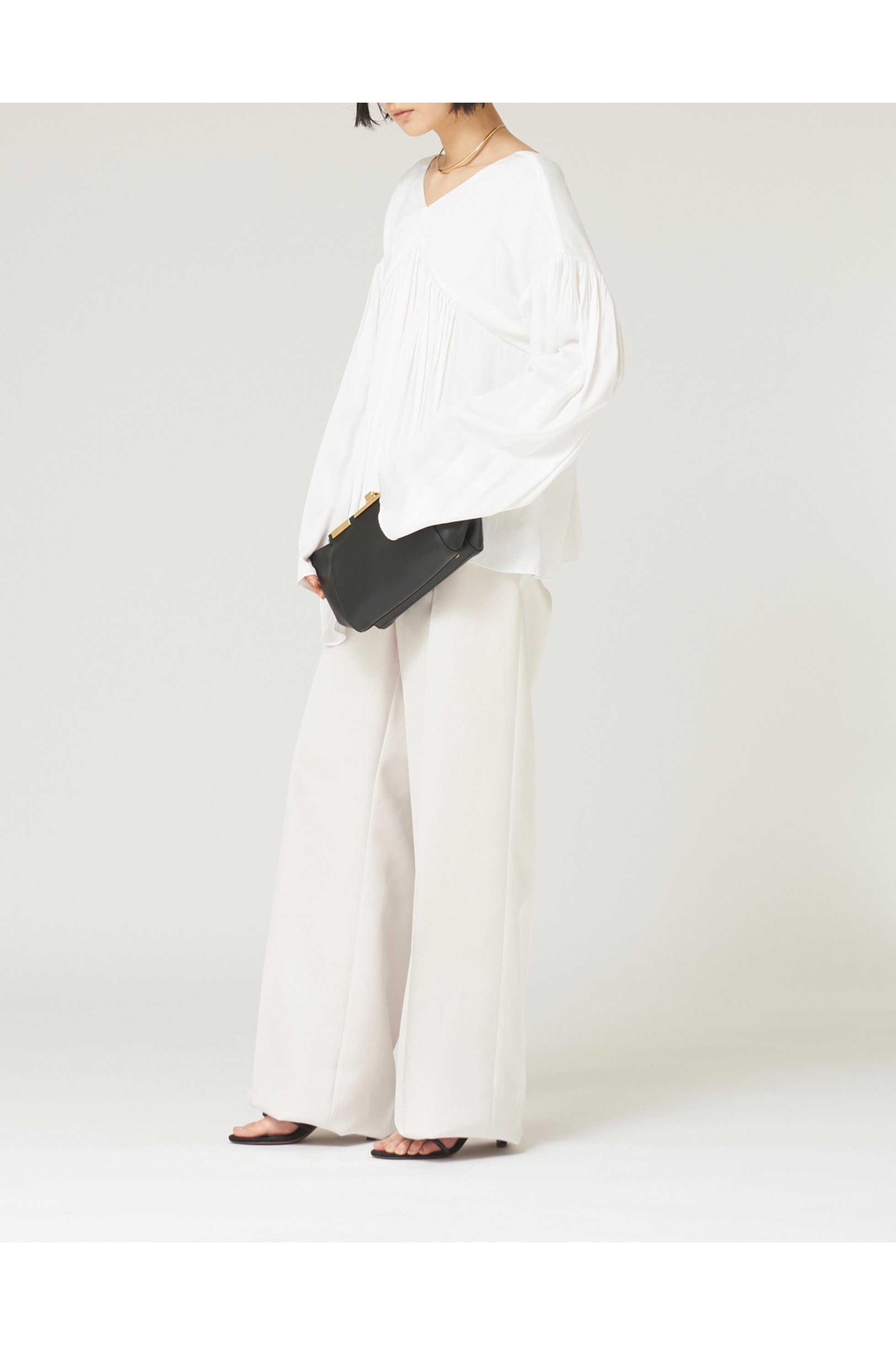 【ザ ストア バイ シー/THE STORE by C】の【ELLE先行販売】【WEB限定】ギャザーブラウス 人気、トレンドファッション・服の通販 founy(ファニー) 　ファッション　Fashion　レディースファッション　WOMEN　トップス・カットソー　Tops/Tshirt　シャツ/ブラウス　Shirts/Blouses　ギャザー　Gather　サテン　Satin　シルク　Silk　スリーブ　Sleeve　デニム　Denim　ロング　Long　other-3|ID: prp329100004577756 ipo3291000000032424653