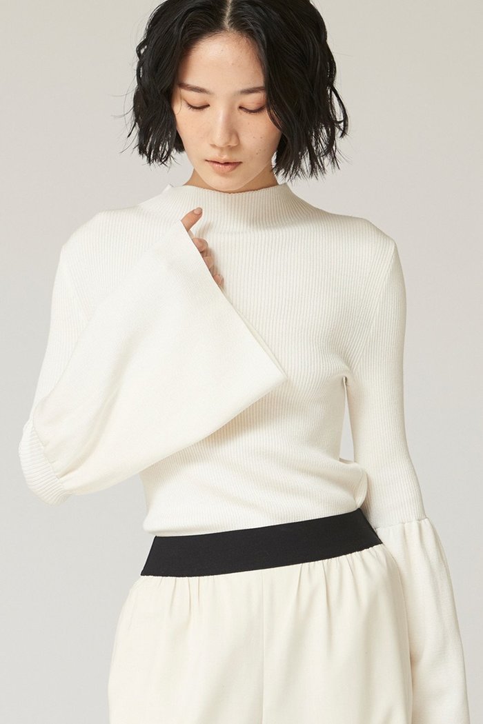 【ザ ストア バイ シー/THE STORE by C】のグロスニットプルオーバー インテリア・キッズ・メンズ・レディースファッション・服の通販 founy(ファニー) https://founy.com/ ファッション Fashion レディースファッション Fashion for Women トップス・カットソー Cut & Sew Tops ニット Knit Tops & Sweaters カジュアルプルオーバー・ニットトップス Pullovers & Knit Tops / Casual Pullovers シルク Silk, 100% Silk ダブル Double, Double-Breasted フォルム Silhouette, Form |ID: prp329100004577776 ipo3291000000032961518