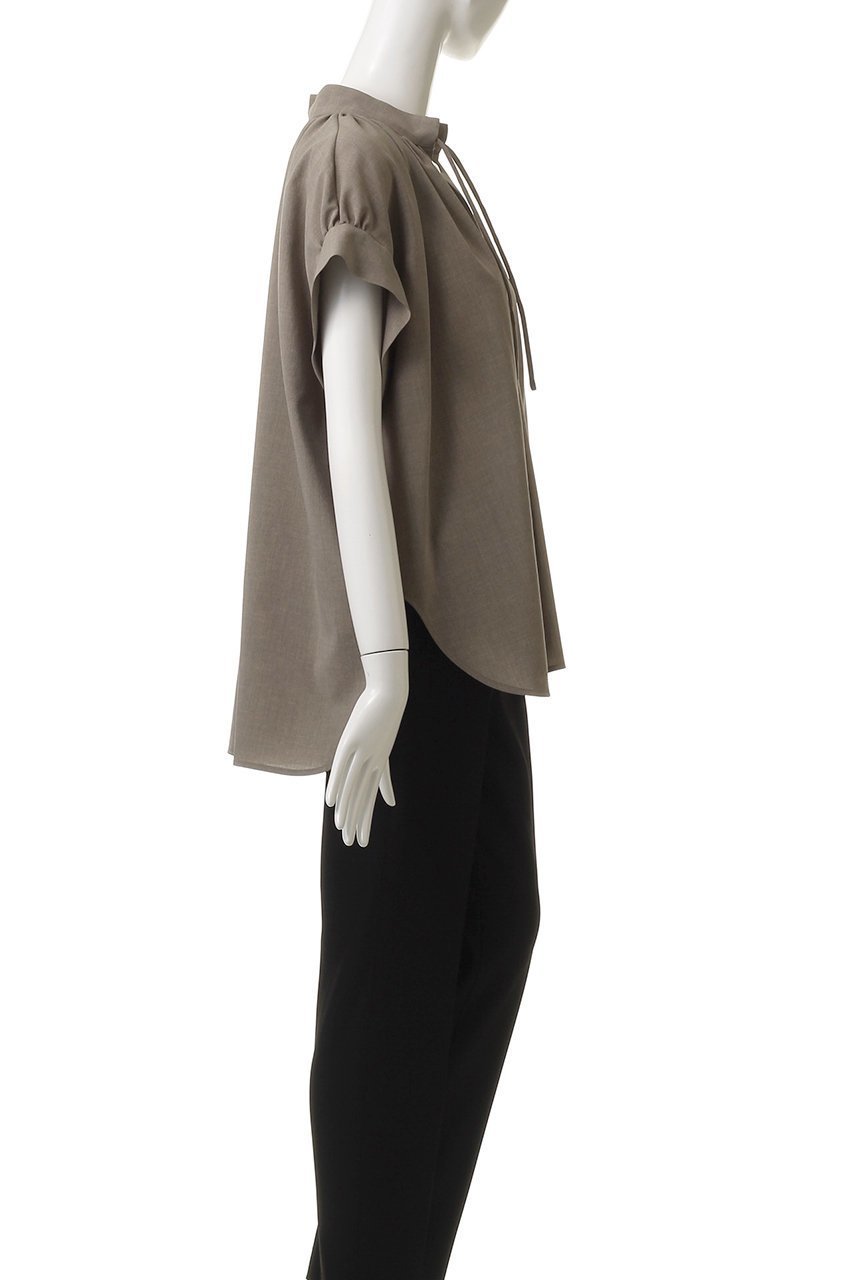 【ベイジ,/BEIGE,】のBATEAU(バトー)/Vネックバックギャザーハーフスリーブブラウス 人気、トレンドファッション・服の通販 founy(ファニー) 　ファッション　Fashion　レディースファッション　WOMEN　トップス・カットソー　Tops/Tshirt　シャツ/ブラウス　Shirts/Blouses　Vネック　V-Neck　バッグ　Bag　2025年　2025　ギャザー　Gather　ショート　Short　シンプル　Simple　スリーブ　Sleeve　A/W・秋冬　Aw・Autumn/Winter・Fw・Fall-Winter　ビジネス 仕事 通勤　Business　other-3|ID: prp329100004577787 ipo3291000000032424945