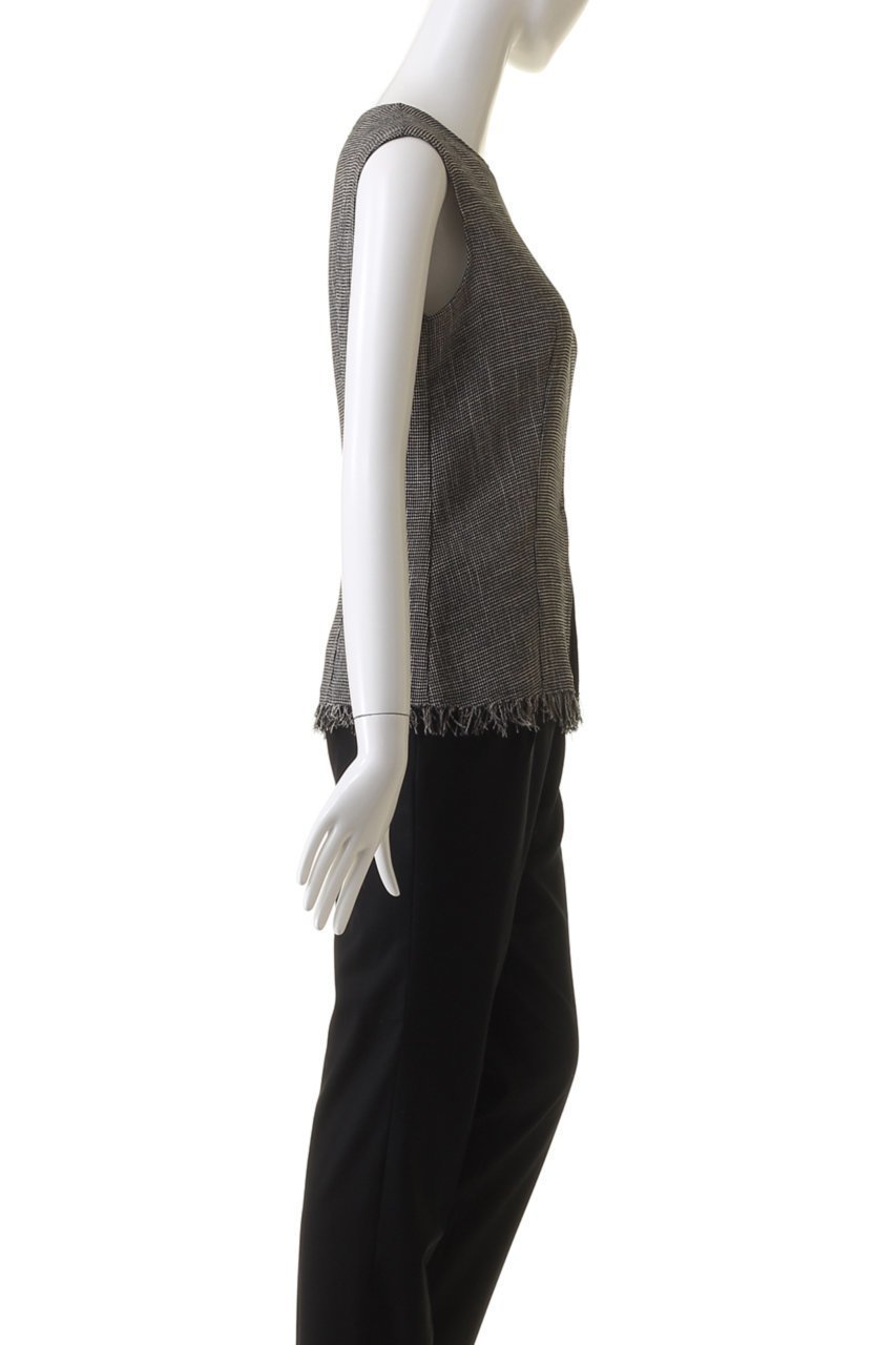 【ベイジ,/BEIGE,】のCANNET(カネ)/ノースリーブブラウス 人気、トレンドファッション・服の通販 founy(ファニー) 　ファッション　Fashion　レディースファッション　Fashion for Women　トップス・カットソー　Cut & Sew Tops　キャミソール&ノースリーブ　Camisoles & Sleeveless Tops　シャツ・ブラウス・オフィスカジュアル　Elegant Blouses & Button-Ups　おすすめ　Recommended / Our Picks　シェイプ　Shape, Slim Fit　スリット　Slit, Slit Detail　セットアップ　Set-Up, Coordinated Outfit　デニム　Denim, Jeans Material　ノースリーブ　Sleeveless, No-Sleeve　フリンジ　Fringe, Tassel　エレガント 上品　Elegant　ビジネス 仕事 通勤　Business / Work / Commuting　夏　Summer　洗える　Machine Washable　other-3|ID: prp329100004578823 ipo3291000000035064081