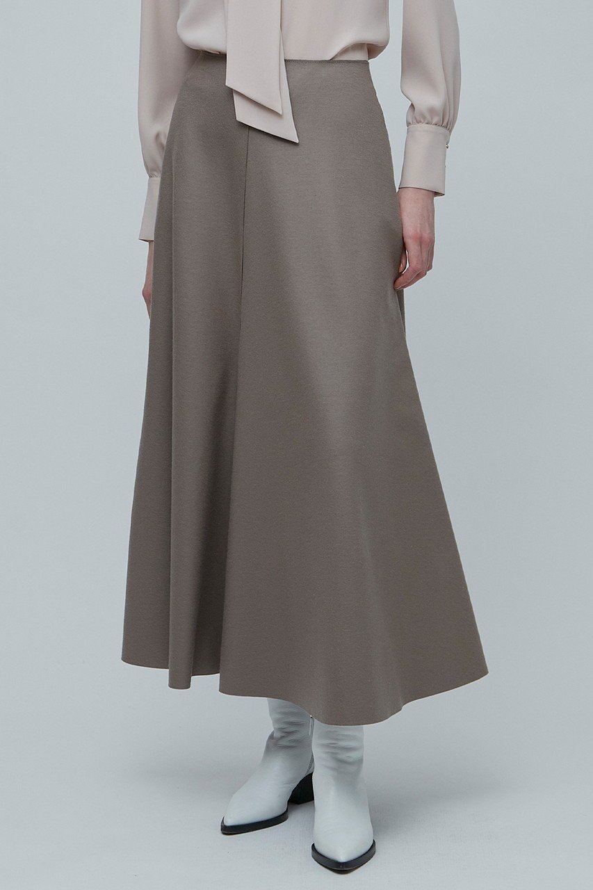 【ベイジ,/BEIGE,】のCORBY(コービー)/フレアスカート 人気、トレンドファッション・服の通販 founy(ファニー) 　ファッション　Fashion　レディースファッション　Fashion for Women　スカート　Skirts　Aライン・フレアスカート　A-Line & Flared Skirts　ロングスカート　Long Skirts / Maxi & Midi Skirts　おすすめ　Recommended / Our Picks　ストレッチ　Stretch, Stretchy Fabric　セットアップ　Set-Up, Coordinated Outfit　フレア　Flare, Flared　ロング　Long, Long-Length　定番　Standard, Basic Item　A/W・秋冬　Autumn/Winter　other-7|ID: prp329100004578918 ipo3291000000035951756