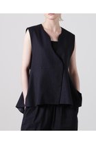 【ヒューエルミュージアム/hueLe Museum】の【hLM】麻ストレッチカーヴィーネックジレ 人気、トレンドファッション・服の通販 founy(ファニー) ファッション Fashion レディースファッション WOMEN アウター Coat Outerwear ジャケット Jackets エレガント 上品 Elegant カッティング Cutting ジャケット Jacket ストレッチ Stretch セットアップ Set Up 夏 Summer NEW・新作・新着・新入荷 New Arrivals 日本製 Made In Japan 春 Spring S/S・春夏 Ss・Spring/Summer thumbnail ネイビー|ID: prp329100004579118 ipo3291000000032438756