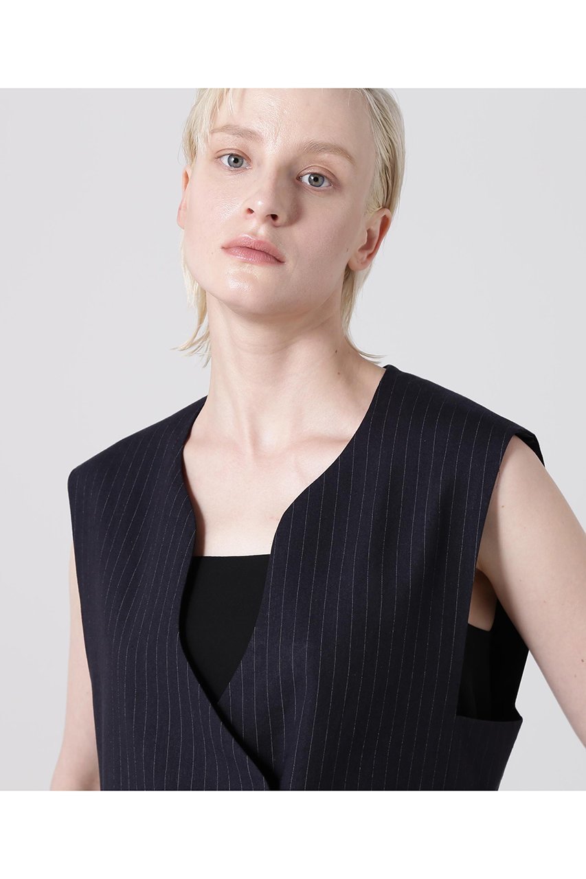 【ヒューエルミュージアム/hueLe Museum】の【hLM】麻ストレッチカーヴィーネックジレ 人気、トレンドファッション・服の通販 founy(ファニー) 　ファッション　Fashion　レディースファッション　Fashion for Women　アウター　Coat / Outerwear Collection　レディースジャケット・軽アウター　Jackets　エレガント 上品　Elegant　カッティング　Cutting Detail　ジャケット　Jacket, Outerwear　ストレッチ　Stretch, Stretchy Fabric　セットアップ　Set-Up, Coordinated Outfit　ベスト　Vest, Waistcoat　夏　Summer　日本製　Made In Japan　春　Spring　S/S・春夏　SS, Spring/Summer, Warm Season　other-6|ID: prp329100004579118 ipo3291000000034091670