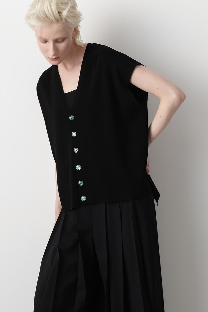 【ヒューエルミュージアム/hueLe Museum】の【STUMBLY】Sleeveless Cardigan インテリア・キッズ・メンズ・レディースファッション・服の通販 founy(ファニー) https://founy.com/ ファッション Fashion レディースファッション Fashion for Women トップス・カットソー Cut & Sew Tops ニット Knit Tops & Sweaters カーディガン・羽織り Layered Style Cardigans カーディガン Cardigan, Knitwear ドレープ Drape, Draping Fabric バランス Balance, Style Balance フロント Front, Front Design エレガント 上品 Elegant |ID: prp329100004579120 ipo3291000000032808957