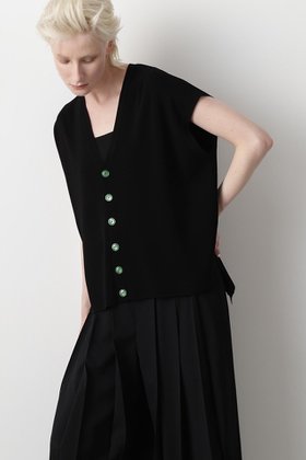 【ヒューエルミュージアム/hueLe Museum】の【STUMBLY】Sleeveless Cardigan 人気、トレンドファッション・服の通販 founy(ファニー) ファッション Fashion レディースファッション Fashion for Women トップス・カットソー Cut & Sew Tops ニット Knit Tops & Sweaters カーディガン・羽織り Layered Style Cardigans カジュアルプルオーバー・ニットトップス Pullovers & Knit Tops / Casual Pullovers ドレープ Drape, Draping Fabric バランス Balance, Style Balance フロント Front, Front Design エレガント 上品 Elegant |ID:prp329100004579120