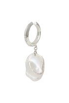 【エネイ/ENEY】の【受注生産】【ELLE SHOP限定】バロックパール イヤーカフ(片耳用) シルバー|ID:prp329100004580167