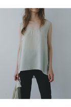 【エトレトウキョウ/ETRE TOKYO】のキュプラタンクトップ 人気、トレンドファッション・服の通販 founy(ファニー) ファッション Fashion レディースファッション WOMEN トップス・カットソー Tops/Tshirt キャミソール / ノースリーブ No Sleeves シャツ/ブラウス Shirts/Blouses おすすめ Recommend なめらか Smooth キュプラ Cupra シンプル Simple ジャケット Jacket スリット Slit セットアップ Set Up タンク Tank ノースリーブ No Sleeve フロント Front エレガント 上品 Elegant 再入荷 Restock/Back In Stock/Re Arrival thumbnail セージ|ID: prp329100004580171 ipo3291000000032450961