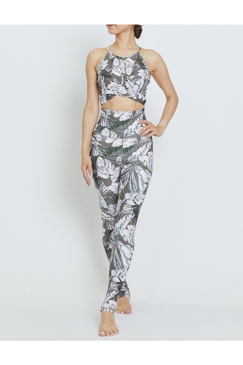 【ジュリエ/Julier】のlauae leafプリント スーパーハイレギンス 人気、トレンドファッション・服の通販 founy(ファニー) 　ファッション　Fashion　レディースファッション　Fashion for Women　パンツ　Pants & Trousers　レギンス　Leggings & Stretch Pants　スポーツウェア　Functional & Stylish Sportswear　おすすめ　Recommended / Our Picks　スポーツ　Sports, Activewear　ビーチ　Beach, Seaside　プリント　Print, Printed Pattern　リゾート　Resort, Vacation Style　リーフ　Leaf, Botanical Leaf　レギンス　Leggings, Stretch Pants　再入荷　Restock / Back in Stock　other-3|ID: prp329100004580309 ipo3291000000032451920