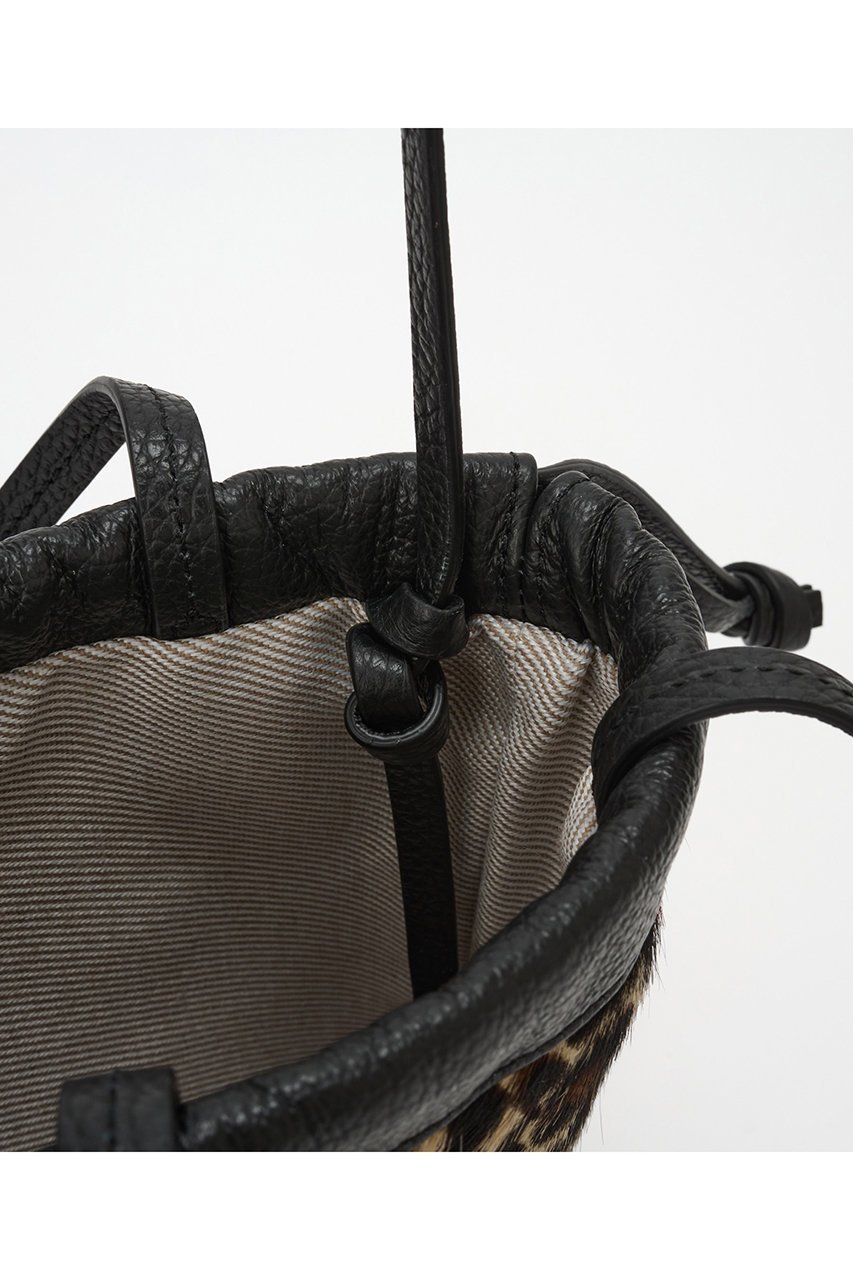 【イアクッチ/IACUCCI】のグラネッロ CAVALLINO/CERVO 人気、トレンドファッション・服の通販 founy(ファニー) 　ファッション　Fashion　レディースファッション　Fashion for Women　バッグ　Bags　コンパクト　Compact, Small Size　巾着　Drawstring Bag, Kinchaku　ショルダー　Shoulder, Shoulder Strap　シンプル　Simple, Minimal　フロント　Front, Front Design　ポーチ　Pouch, Small Case　メタル　Metal, Metal Parts　リップ　Lip, Lip Motif　レオパード　Leopard, Animal Print　ワンポイント　One Point, Statement Accent　other-4|ID: prp329100004580321 ipo3291000000035379359