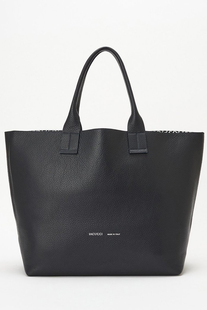 【イアクッチ/IACUCCI】のオペラ L CERVO/STAMPA INTERNA インテリア・キッズ・メンズ・レディースファッション・服の通販 founy(ファニー) https://founy.com/ ファッション Fashion レディースファッション WOMEN バッグ Bag おすすめ Recommend シンプル Simple ビッグ Big フォルム Form プリント Print 人気 Popularity ビジネス 仕事 通勤 Business NEW・新作・新着・新入荷 New Arrivals 旅行 Travel |ID: prp329100004580325 ipo3291000000032452069