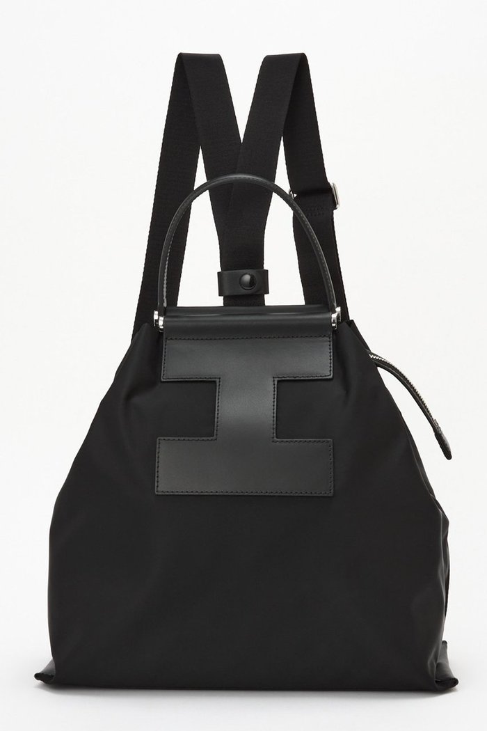 【イアクッチ/IACUCCI】のソルベット BP NYLON/RUGA インテリア・キッズ・メンズ・レディースファッション・服の通販 founy(ファニー) https://founy.com/ ファッション Fashion レディースファッション Fashion for Women バッグ Bags エレガント 上品 Elegant 春 Spring なめらか Smooth, Silky Texture 人気 Popular, Best Seller ポケット Pocket, Pocket Detail リュック Backpack, Rucksack S/S・春夏 SS, Spring/Summer, Warm Season おすすめ Recommended / Our Picks 夏 Summer ビジネス 仕事 通勤 Business / Work / Commuting 2026年 2026 |ID: prp329100004580327 ipo3291000000036026277