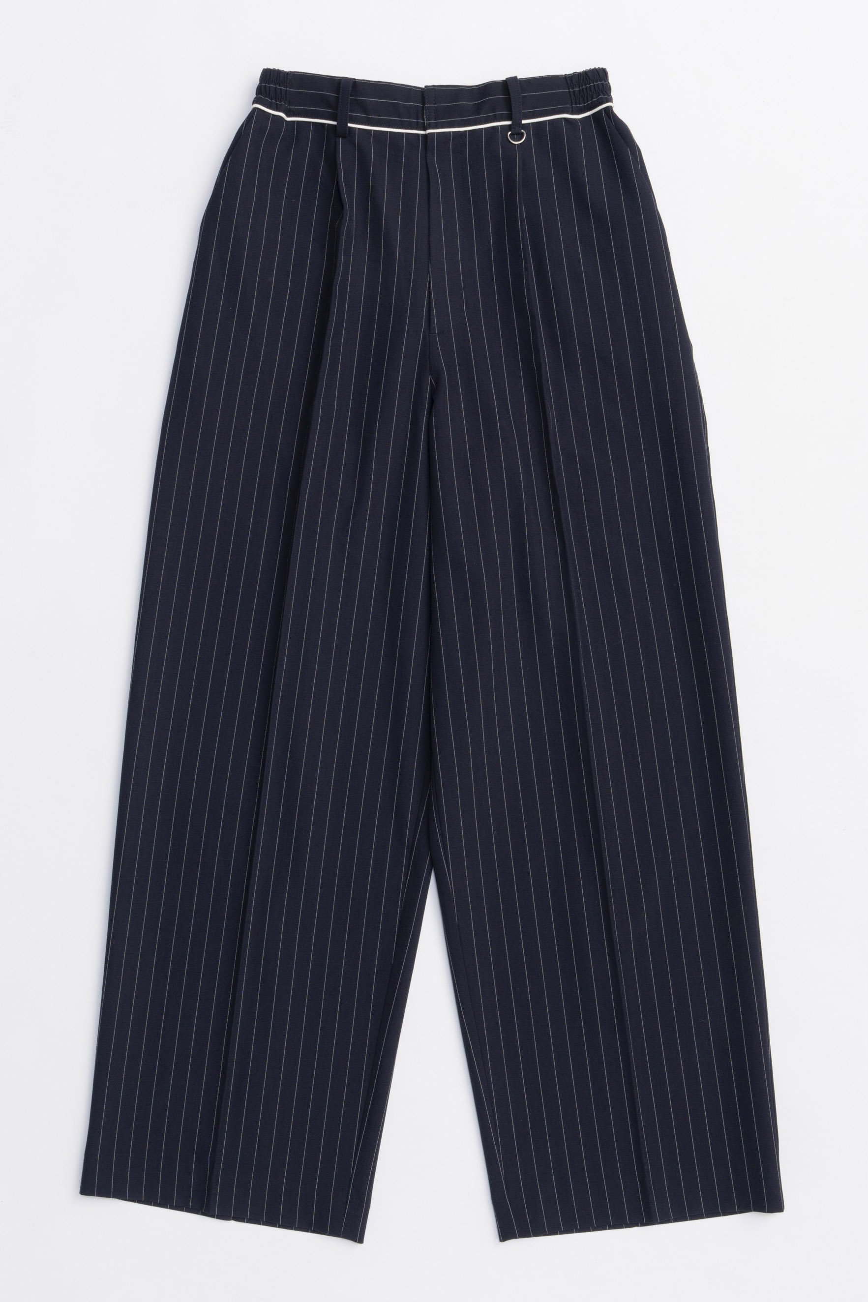 【メゾンスペシャル/MAISON SPECIAL】のPinstripe Wide Easy Pants/ピンストライプワイドイージーパンツ インテリア・キッズ・メンズ・レディースファッション・服の通販 founy(ファニー) 　ファッション　Fashion　レディースファッション　Ladies' Fashion Online　パンツ　Pants　シンプル　Simple　ストライプ　Stripe　ストレート　Straight　リラックス　Relax　ワイド　Wide　再入荷　Restock/Back In Stock/Re Arrival　エレガント 上品　Elegant　NVY(ネイビー)|ID: prp329100004580352 ipo3291000000032452422