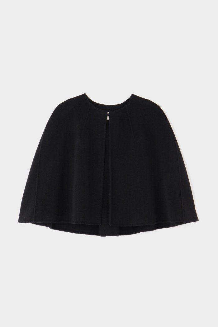 【ル フィル/LE PHIL】のピュアカシミアショートケープ インテリア・キッズ・メンズ・レディースファッション・服の通販 founy(ファニー) https://founy.com/ ファッション Fashion レディースファッション WOMEN アウター Coat Outerwear コート Coats アクセサリー Accessories カシミヤ Cashmere カットソー Cut And Sew クラシカル Classical ショート Short ダブル Double ノースリーブ No Sleeve リバーシブル Reversible エレガント 上品 Elegant |ID: prp329100004581696 ipo3291000000032464319