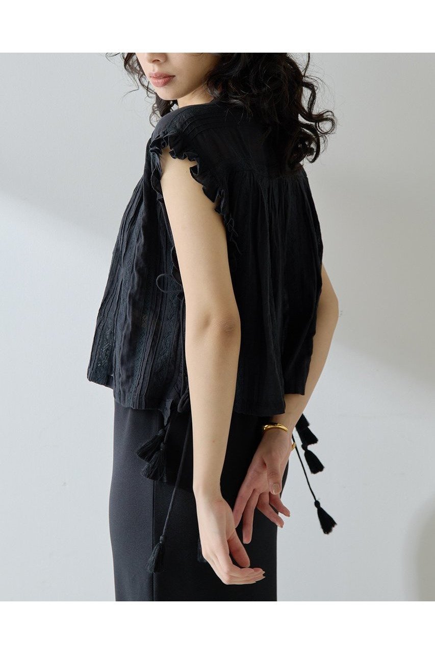 【ウィムガゼット/Whim Gazette】のレースタッセルブラウス 人気、トレンドファッション・服の通販 founy(ファニー) 　ファッション　Fashion　レディースファッション　WOMEN　トップス・カットソー　Tops/Tshirt　シャツ/ブラウス　Shirts/Blouses　おすすめ　Recommend　インド　India　ショート　Short　スリーブ　Sleeve　タッセル　Tassel　レース　Race　吸水　Water Absorption　NEW・新作・新着・新入荷　New Arrivals　other-3|ID: prp329100004581705 ipo3291000000032464391