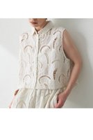【ウィムガゼット/Whim Gazette】のエンブロイダリーフレンチスリーブシャツ 人気、トレンドファッション・服の通販 founy(ファニー) ファッション Fashion レディースファッション WOMEN トップス・カットソー Tops/Tshirt シャツ/ブラウス Shirts/Blouses インド India コンパクト Compact ショート Short スリーブ Sleeve デニム Denim バランス Balance メッシュ Mesh モダン Modern レース Race ワイド Wide 夏 Summer NEW・新作・新着・新入荷 New Arrivals 透かし Watermark |ID:prp329100004581707