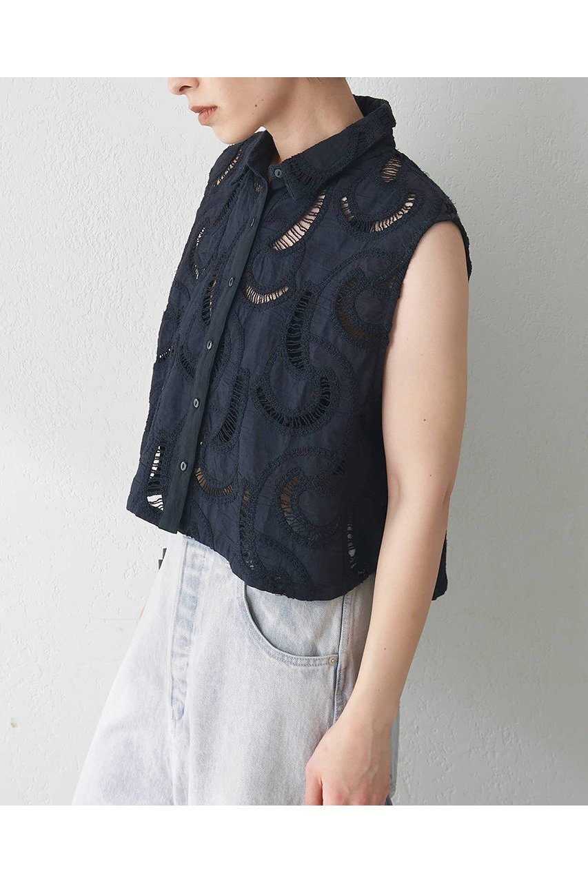 【ウィムガゼット/Whim Gazette】のエンブロイダリーフレンチスリーブシャツ 人気、トレンドファッション・服の通販 founy(ファニー) 　ファッション　Fashion　レディースファッション　WOMEN　トップス・カットソー　Tops/Tshirt　シャツ/ブラウス　Shirts/Blouses　インド　India　コンパクト　Compact　ショート　Short　スリーブ　Sleeve　デニム　Denim　バランス　Balance　メッシュ　Mesh　モダン　Modern　レース　Race　ワイド　Wide　夏　Summer　NEW・新作・新着・新入荷　New Arrivals　透かし　Watermark　other-3|ID: prp329100004581707 ipo3291000000032464403