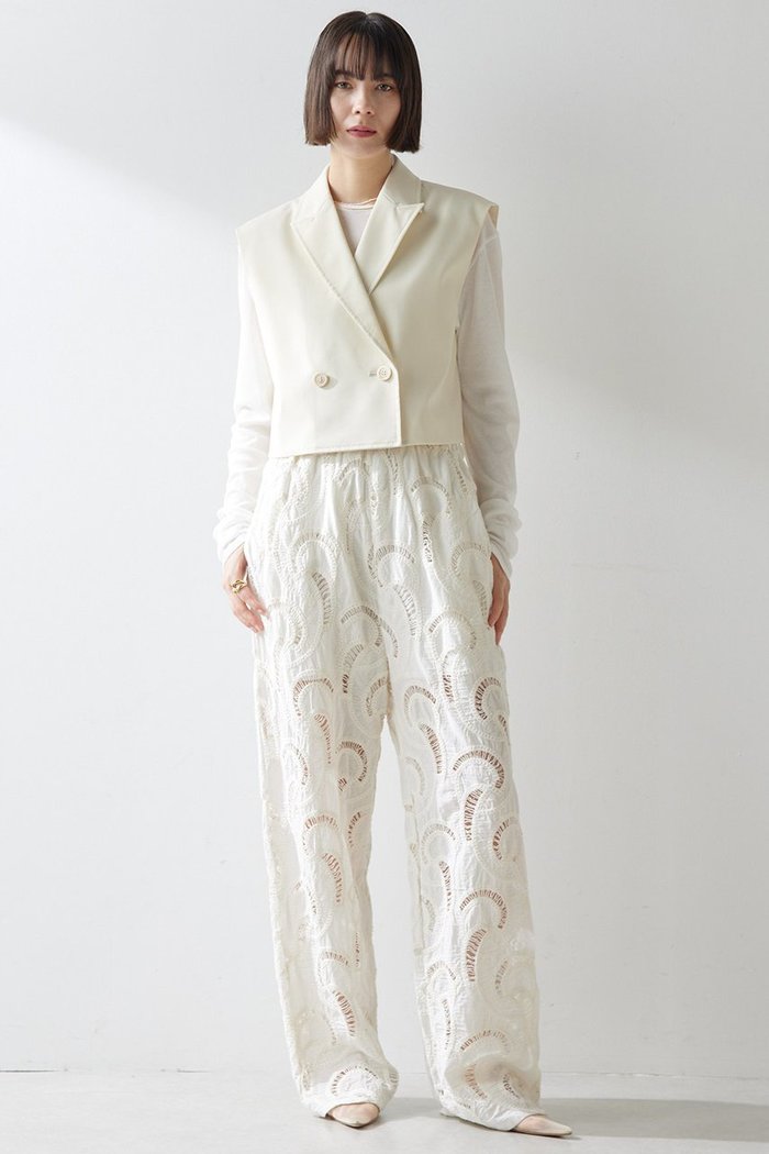 【ウィムガゼット/Whim Gazette】のエンブロイダリーパンツ インテリア・キッズ・メンズ・レディースファッション・服の通販 founy(ファニー) https://founy.com/ ファッション Fashion レディースファッション Fashion for Women パンツ Pants & Trousers インド Indian Textile ジャケット Jacket, Outerwear 透かし Cut-Out, Lacework マニッシュ Mannish, Boyish メッシュ Mesh, Net Fabric モダン Modern, Contemporary リラックス Relax, Relaxed Fit レース Lace, Lace Fabric おすすめ Recommended / Our Picks |ID: prp329100004581709 ipo3291000000035557806