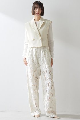 【ウィムガゼット/Whim Gazette】 エンブロイダリーパンツ人気、トレンドファッション・服の通販 founy(ファニー) ファッション Fashion レディースファッション Fashion for Women パンツ Pants & Trousers インド Indian Textile ジャケット Jacket, Outerwear 透かし Cut-Out, Lacework マニッシュ Mannish, Boyish メッシュ Mesh, Net Fabric モダン Modern, Contemporary リラックス Relax, Relaxed Fit レース Lace, Lace Fabric おすすめ Recommended / Our Picks |ID:prp329100004581709