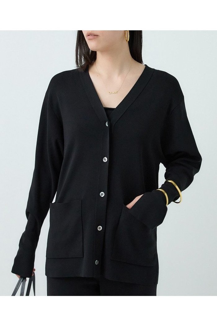 【カオス/Chaos】のシルクコンロアカーデ インテリア・キッズ・メンズ・レディースファッション・服の通販 founy(ファニー) https://founy.com/ ファッション Fashion レディースファッション Fashion for Women トップス・カットソー Cut & Sew Tops ニット Knit Tops & Sweaters カーディガン・羽織り Layered Style Cardigans カーディガン Cardigan, Knitwear スリット Slit, Slit Detail フロント Front, Front Design 人気 Popular, Best Seller 定番 Standard, Basic Item |ID: prp329100004581741 ipo3291000000032464701