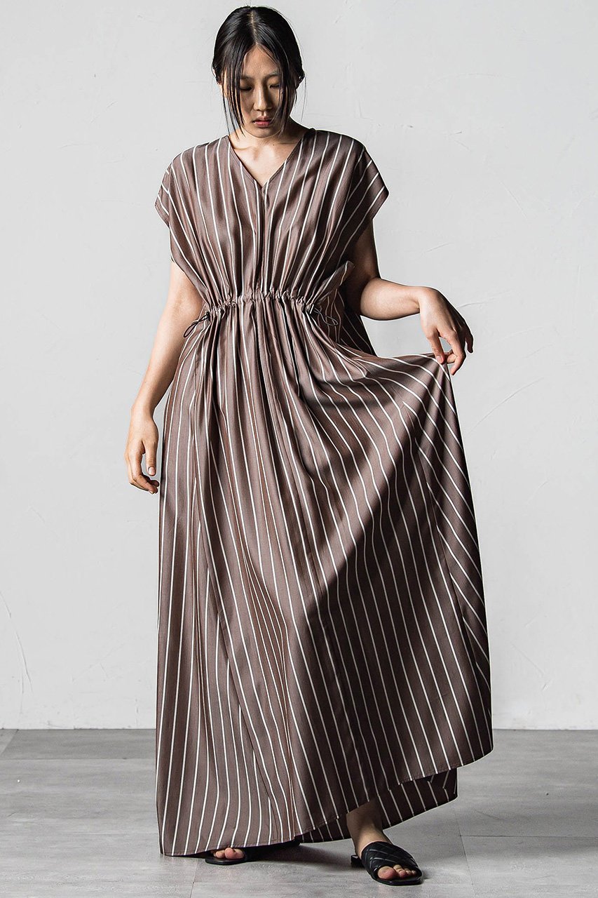 【エッセン ロートレアモン/ESSEN LAUTREAMONT】のseam 2WAY ドレス 人気、トレンドファッション・服の通販 founy(ファニー) 　ファッション　Fashion　レディースファッション　Fashion for Women　ワンピース　Dresses　フォーマル・パーティードレス・結婚式用ドレス　Elegant & Casual Dresses　チュニック　Tunic Tops & Dresses　ギャザー　Gathered, Ruffled　サンダル　Sandals, Summer Shoes　スリーブ　Sleeve, Long Sleeve / Short Sleeve　チュニック　Tunic, Long Top　ドレス　Dress, One-Piece　ドローストリング　Drawstring, Pull Cord　フレンチ　French, French Style　ラウンド　Round, Round Neck　リゾート　Resort, Vacation Style　ロング　Long, Long-Length　今季　This Season, Current Season　other-6|ID: prp329100004584376 ipo3291000000033193604