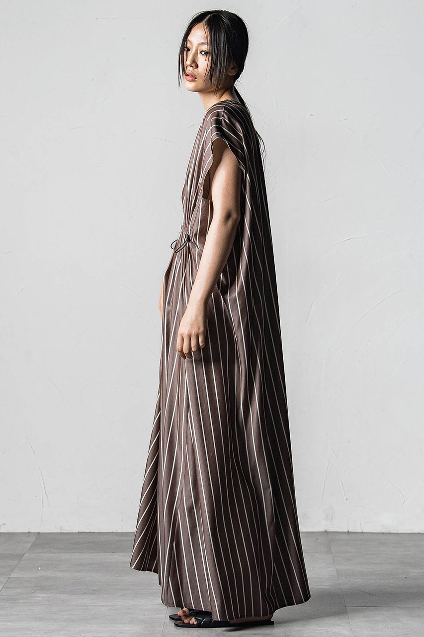 【エッセン ロートレアモン/ESSEN LAUTREAMONT】のseam 2WAY ドレス 人気、トレンドファッション・服の通販 founy(ファニー) 　ファッション　Fashion　レディースファッション　Fashion for Women　ワンピース　Dresses　フォーマル・パーティードレス・結婚式用ドレス　Elegant & Casual Dresses　チュニック　Tunic Tops & Dresses　ギャザー　Gathered, Ruffled　サンダル　Sandals, Summer Shoes　スリーブ　Sleeve, Long Sleeve / Short Sleeve　チュニック　Tunic, Long Top　ドレス　Dress, One-Piece　ドローストリング　Drawstring, Pull Cord　フレンチ　French, French Style　ラウンド　Round, Round Neck　リゾート　Resort, Vacation Style　ロング　Long, Long-Length　今季　This Season, Current Season　other-7|ID: prp329100004584376 ipo3291000000033193605