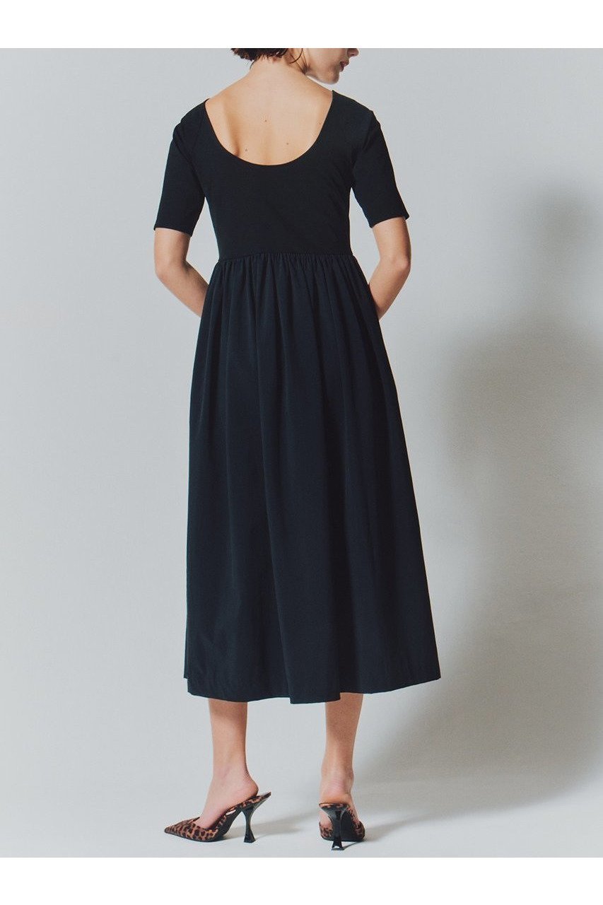 【ルームエイト/Room no.8】の【Room no.8 BLACK】ジャージコンビギャザードレス 人気、トレンドファッション・服の通販 founy(ファニー) 　ファッション　Fashion　レディースファッション　WOMEN　ワンピース　Dress　ドレス　Party Dresses　チュニック　Tunic　スニーカー　Sneakers　チュニック　Tunic　ドレス　Dress　フィット　Fit　フレア　Flare　ロング　Long　エレガント 上品　Elegant　夏　Summer　NEW・新作・新着・新入荷　New Arrivals　other-7|ID: prp329100004584386 ipo3291000000032499377