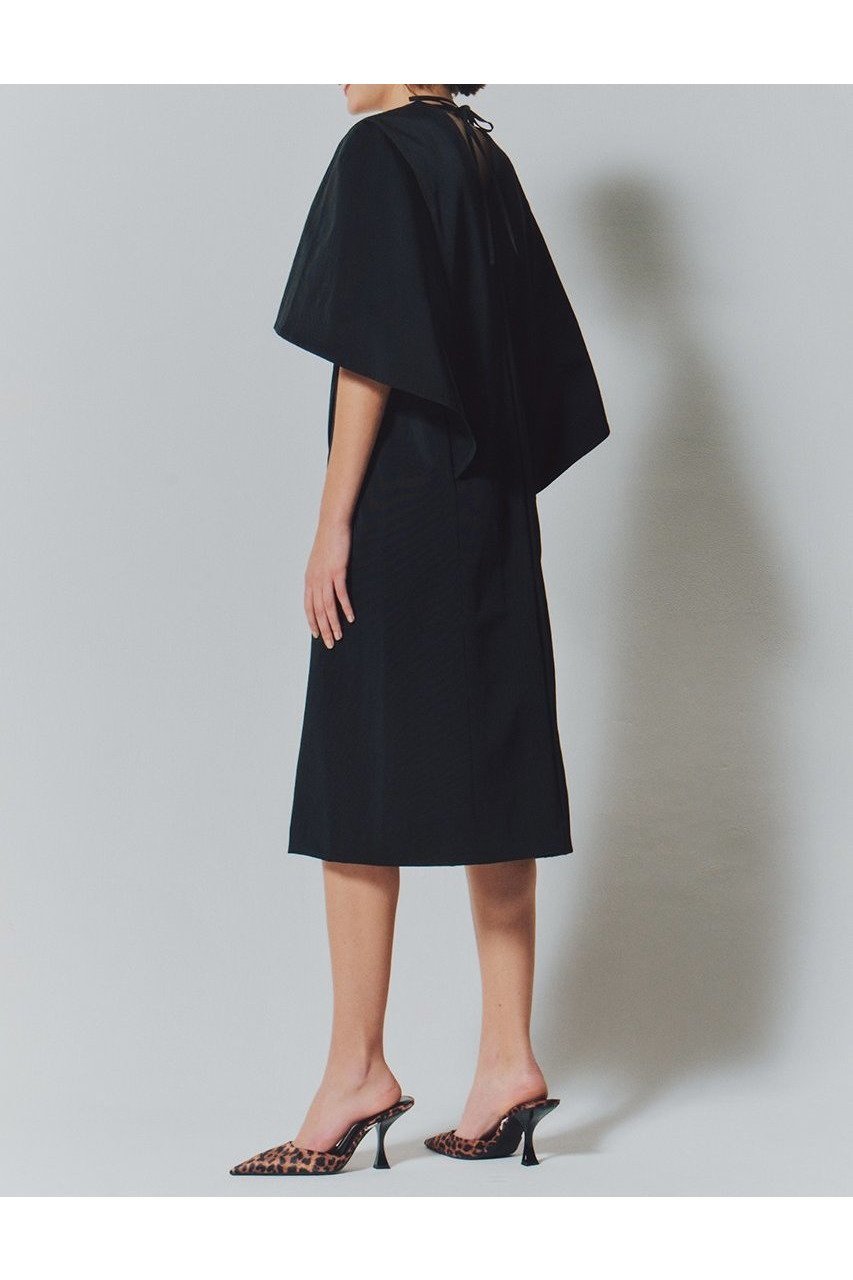 【ルームエイト/Room no.8】の【Room no.8 BLACK】ST グログランバタフライドレス 人気、トレンドファッション・服の通販 founy(ファニー) 　ファッション　Fashion　レディースファッション　WOMEN　ワンピース　Dress　ドレス　Party Dresses　チュニック　Tunic　グログラン　Grosgrain　サマー　Summer　スリーブ　Sleeve　チュニック　Tunic　ドレス　Dress　バタフライ　Butterfly　フォルム　Form　ロング　Long　エレガント 上品　Elegant　夏　Summer　NEW・新作・新着・新入荷　New Arrivals　other-6|ID: prp329100004584388 ipo3291000000032499395