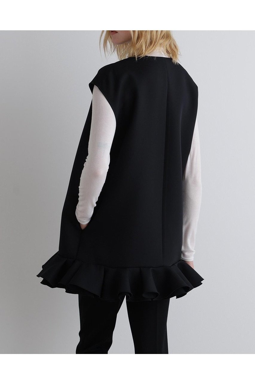 【ル フィル/LE PHIL】のトリプルクロスペプラムジレ 人気、トレンドファッション・服の通販 founy(ファニー) 　ファッション　Fashion　レディースファッション　WOMEN　アウター　Coat Outerwear　ジャケット　Jackets　なめらか　Smooth　インナー　Inner　ジャケット　Jacket　トリプル　Triple　フェミニン　Feminine　ヘムライン　Hemline　ペプラム　Peplum　NEW・新作・新着・新入荷　New Arrivals　軽量　Lightweight　other-5|ID: prp329100004585458 ipo3291000000032513356