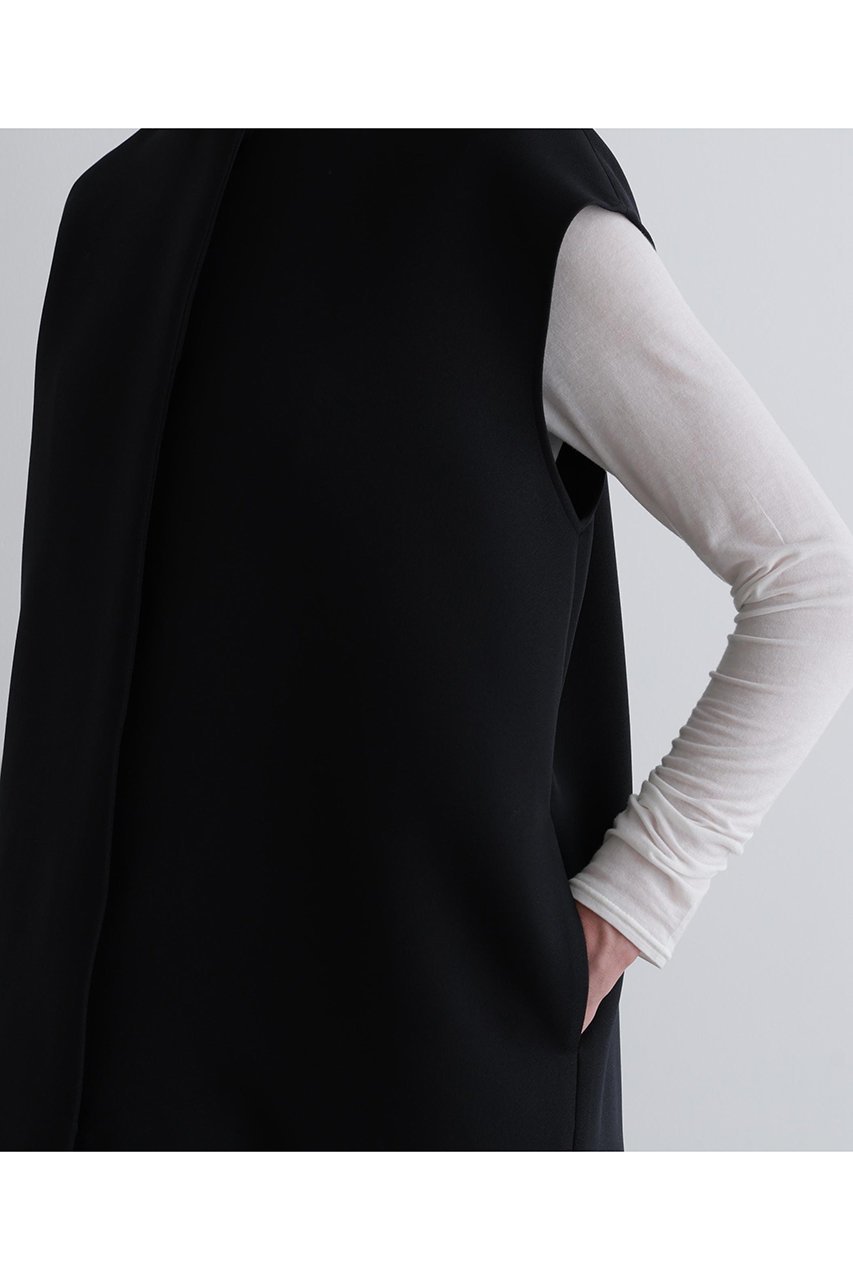 【ル フィル/LE PHIL】のトリプルクロスペプラムジレ 人気、トレンドファッション・服の通販 founy(ファニー) 　ファッション　Fashion　レディースファッション　Fashion for Women　アウター　Coat / Outerwear Collection　レディースジャケット・軽アウター　Jackets　なめらか　Smooth, Silky Texture　インナー　Innerwear　ジャケット　Jacket, Outerwear　トリプル　Triple, Three Layers　フェミニン　Feminine, Girly　ヘムライン　Hemline, Bottom Cut　ベスト　Vest, Waistcoat　ペプラム　Peplum, Flared Hem　軽量　Lightweight, Ultra Light　other-7|ID: prp329100004585458 ipo3291000000036955904