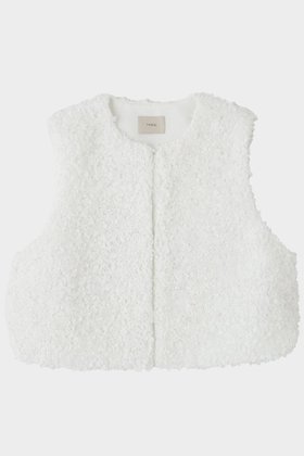 【ル フィル/LE PHIL】 3Dエンブロイダリーショートジレ人気、トレンドファッション・服の通販 founy(ファニー) ファッション Fashion レディースファッション Fashion for Women アウター Coat / Outerwear Collection レディースジャケット・軽アウター Jackets コンパクト Compact, Small Size シンプル Simple, Minimal ジャケット Jacket, Outerwear スタンダード Standard, Basic テクスチャー Texture, Textured Fabric フォルム Silhouette, Form ベスト Vest, Waistcoat |ID:prp329100004585460