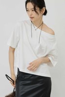 【ガリャルダガランテ/GALLARDAGALANTE】のオフショルTee 人気、トレンドファッション・服の通販 founy(ファニー) ファッション Fashion レディースファッション WOMEN トップス・カットソー Tops/Tshirt シャツ/ブラウス Shirts/Blouses ロング / Tシャツ T-Shirts カットソー Cut and Sewn 2025年 2025 オフショル Off Shoulder オフショルダー Off Shoulder カットソー Cut And Sew ショルダー Shoulder ショート Short シンプル Simple スリーブ Sleeve A/W・秋冬 Aw・Autumn/Winter・Fw・Fall-Winter |ID:prp329100004585470