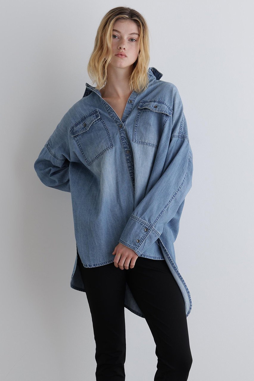【ル フィル/LE PHIL】のウォッシュドデニムシャツB 人気、トレンドファッション・服の通販 founy(ファニー) 　ファッション　Fashion　レディースファッション　Fashion for Women　トップス・カットソー　Cut & Sew Tops　シャツ・ブラウス・オフィスカジュアル　Elegant Blouses & Button-Ups　ウォッシュ　Washed Finish　ショルダー　Shoulder, Shoulder Strap　スリーブ　Sleeve, Long Sleeve / Short Sleeve　デニム　Denim, Jeans Material　ドロップ　Drop Shoulder, Dropped Style　ビッグ　Big, Oversized　ベーシック　Basic, Essential　ロング　Long, Long-Length　再入荷　Restock / Back in Stock　羽織　Haori, Light Jacket　other-4|ID: prp329100004585491 ipo3291000000033299476