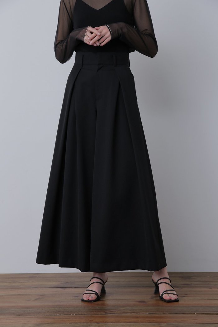 【ヒューエルミュージアム/hueLe Museum】の【STUMBLY】Cross Tuck Wide Pants インテリア・キッズ・メンズ・レディースファッション・服の通販 founy(ファニー) https://founy.com/ ファッション Fashion レディースファッション Fashion for Women パンツ Pants & Trousers パターン Pattern, Design Print フレア Flare, Flared フロント Front, Front Design ワイド Wide, Wide Fit |ID: prp329100004585499 ipo3291000000032828525