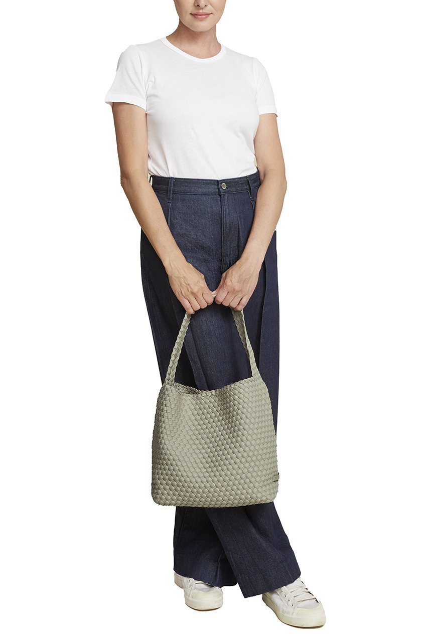 【ナゲディ/NAGHEDI】のNomad Medium Hobo ショルダーバッグ 人気、トレンドファッション・服の通販 founy(ファニー) 　ファッション　Fashion　レディースファッション　Fashion for Women　バッグ　Bags　シンプル　Simple, Minimal　スーツ　Suit, Formalwear　ポーチ　Pouch, Small Case　メッシュ　Mesh, Net Fabric　軽量　Lightweight, Ultra Light　ビジネス 仕事 通勤　Business / Work / Commuting　other-8|ID: prp329100004586523 ipo3291000000035552560