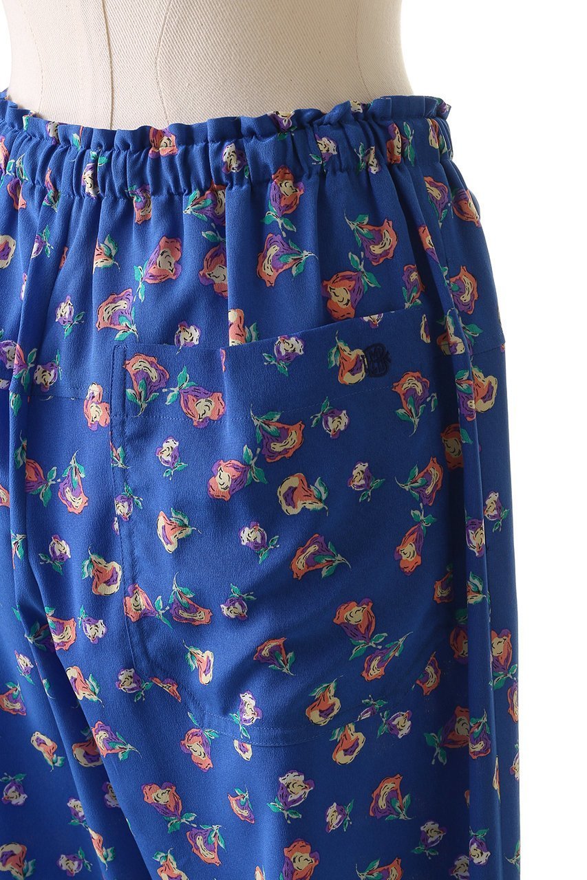 【ブラミンク/BLAMINK】のフラワープリントドロストパンツ 人気、トレンドファッション・服の通販 founy(ファニー) 　ファッション　Fashion　レディースファッション　Fashion for Women　パンツ　Pants & Trousers　2025年　2025　2025-2026秋冬・A/W　Autumn/Winter 2025–26 AW25–26　なめらか　Smooth, Silky Texture　シルク　Silk, 100% Silk　シンプル　Simple, Minimal　バランス　Balance, Style Balance　フラワー　Flower, Floral　プリント　Print, Printed Pattern　A/W・秋冬　Autumn/Winter　other-5|ID: prp329100004586588 ipo3291000000032523302