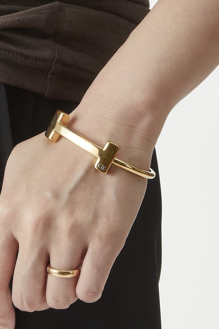 【プルミエ アロンディスモン/1er Arrondissement】の【CXC】バングル インテリア・キッズ・メンズ・レディースファッション・服の通販 founy(ファニー) https://founy.com/ ファッション Fashion レディースファッション Fashion for Women ジュエリー Jewelry チェーン＆カフブレスレット Cuff & Chain Bracelets バングル・カフブレスレット Bangles & Cuff Bracelets シンプル Simple, Minimal ジュエリー Jewelry, Accessories バランス Balance, Style Balance バングル Bangle, Bracelet フォルム Silhouette, Form エレガント 上品 Elegant |ID: prp329100004586622 ipo3291000000035401562