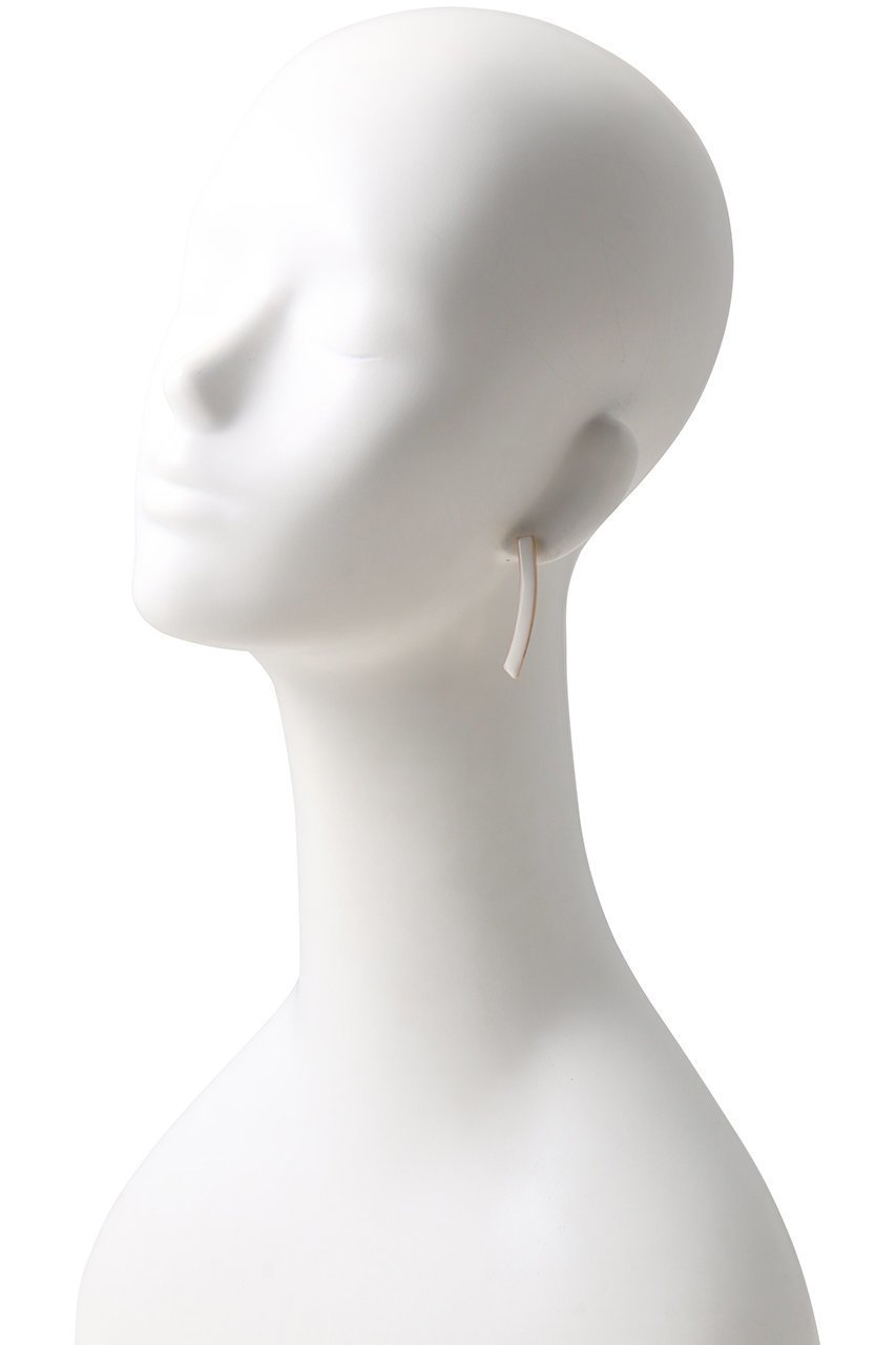【セシル エ ジャンヌ/CECILE ET JEANNE】のエマイユ ホワイト カーブピアス 人気、トレンドファッション・服の通販 founy(ファニー) 　ファッション　Fashion　レディースファッション　Ladies' Fashion Online　ジュエリー　Jewelry　リング　Rings　イヤリング　Earrings　イヤリング　Earrings　クール　Cool　シンプル　Simple　フェミニン　Feminine　NEW・新作・新着・新入荷　New Arrivals　other-2|ID: prp329100004588518 ipo3291000000032549165
