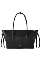 【マルベリー/Mulberry】のMEDIUM SOFT BAYSWATER 人気、トレンドファッション・服の通販 founy(ファニー) ファッション Fashion レディースファッション Ladies' Fashion Online 2025年 2025 ウォーター Water タッセル Tassel フラップ Flap ポケット Pocket マグネット Magnet モダン Modern A/W・秋冬 Aw・Autumn/Winter・Fw・Fall-Winter |ID:prp329100004588555