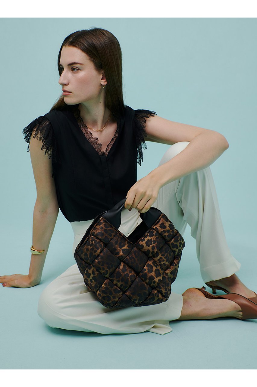 【アルアバイル/allureville】のレースカラーブラウス 人気、トレンドファッション・服の通販 founy(ファニー) 　ファッション　Fashion　レディースファッション　Fashion for Women　トップス・カットソー　Cut & Sew Tops　キャミソール&ノースリーブ　Camisoles & Sleeveless Tops　シャツ・ブラウス・オフィスカジュアル　Elegant Blouses & Button-Ups　インナー　Innerwear　ジャケット　Jacket, Outerwear　ノースリーブ　Sleeveless, No-Sleeve　ブルゾン　Blouson, Bomber Jacket　マニッシュ　Mannish, Boyish　レース　Lace, Lace Fabric　エレガント 上品　Elegant　再入荷　Restock / Back in Stock　秋　Autumn　other-5|ID: prp329100004588572 ipo3291000000035405029